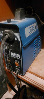 Svářečka na trubičkovy drát