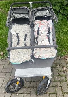 Kočárek EasyWalker Duo s korbičkami