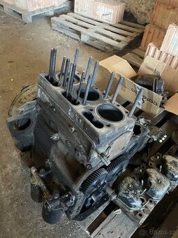 Prodám motor Zetor 3001