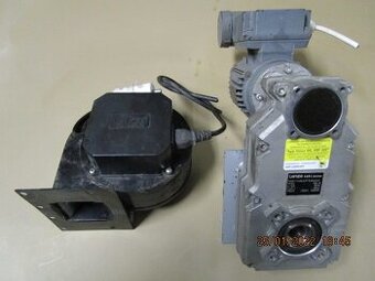 Pohon šneku a ventilátor k automatu na uhlo.