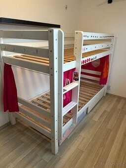 Dřevěná palanda s matracemi 90x200