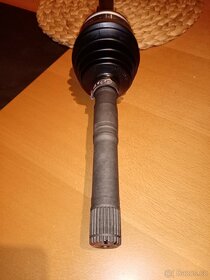 Hyundai Galloper přední levá poloosa original