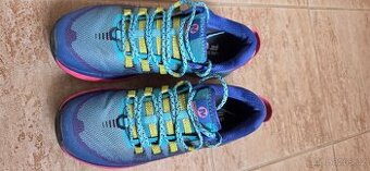 Sportovní boty zn. Merrell, vel. 40