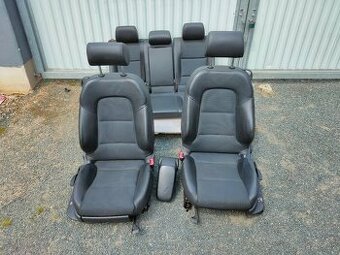 Sedačky a loketka Audi A3 8P S-line 5dveř