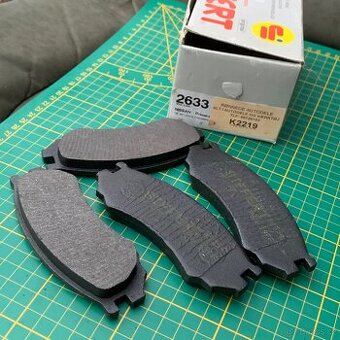 Nove Brzdové destičky pro Nissan Primera Almera