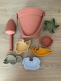 Nová silikonová hračka /plážová sada 8 ks na písek