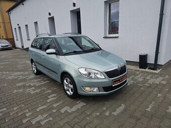 Fabia II 1,2TSi 77KW Ambition aut. klima vyhř, seda ALU  STK