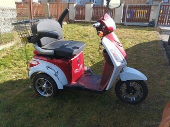 Elektrická tříkolka