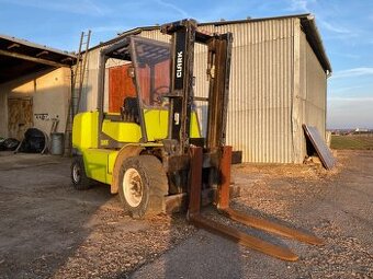 Vysokozdvižný vozík CLARK CDP 50 Diesel (VZV 5000kg)