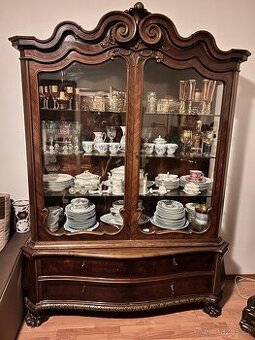 Starožitná vitrína Gerstl