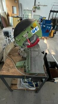 Pila na železo i pvc