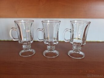 Staré krásné velké grogovky 3 kusy, obsah 200 ml.