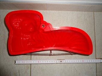 Beránek - silikonová forma s kovovým stojánkem