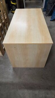 Díly staršího nábytku