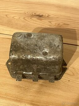 Dobíjecí relé dynama 12V ,200W , 20 A