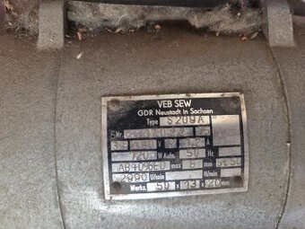 Prodam zapadonemecky elektromotor