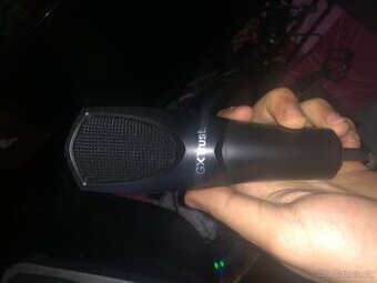 Hudební/zpěvecke  vybavení