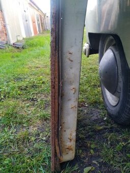 Prodám mnoho dveří i dobré na VW T2
