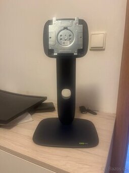 Stojan k monitoru Alienware