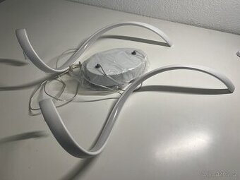#L0206 LED závesné stropné svietidlo Doooitlight – 8 kruhov
