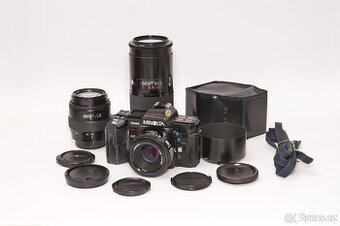 Minolta 7000 AF, 50mm/1,7, 70-210mm/4, 28-70m/3,5-4,5, blesk