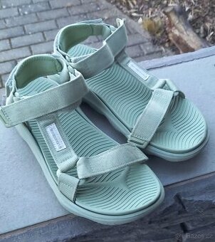 Crossroad sandály unisex vel.40