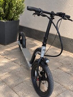 MS ENERGY R10 – 350W, 30 km/h, dojezd 30 km, 650 km