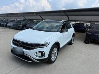 Volkswagen T-Roc, 1.5 TSi Style / NA CESTĚ / OPOČET DPH