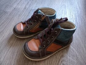 Dětská obuv 25
