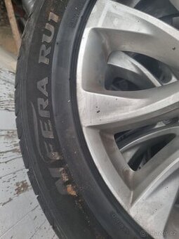 Pneu 225/55/R19