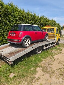 Mini Cooper na díly