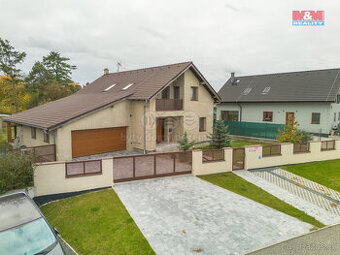 Prodej rodinného domu, 179 m², Všechlapy