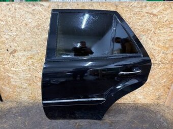NASTROJENÉ LEVÉ ZADNÍ DVEŘE MERCEDES W164 C197