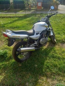Kawasaki ER5 díly
