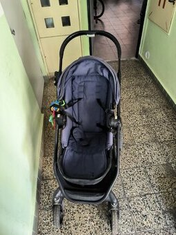 Dětský kočárek