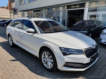 Škoda Superb iV Combi Style 1.4TSI 160kW DSG 56tkm Virtual