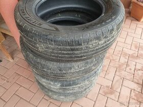225/65R17H cena za sadu