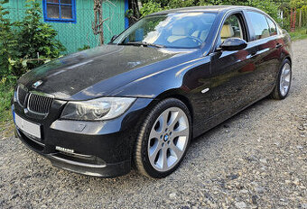 BMW-330i-E90-2005-N52-190KW-Manuál-Black Sapphire