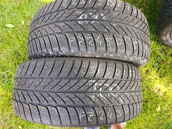 225/50/17 zimní 2 kusy