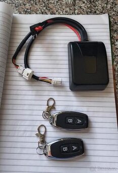 Mercedes C43 Výfukový modul pro ovládání klapek