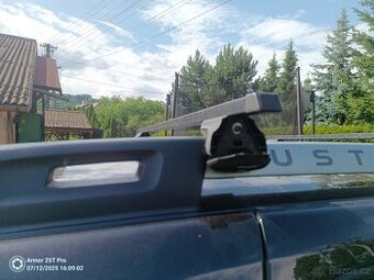 Střešní příčníky hakar Dacia Duster