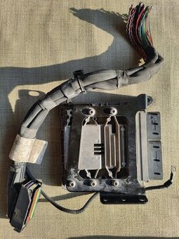 CAYENNE 957 4.8 V8 TURBO RIDICI JEDNOTKA ECU 5WP46503 05 RBG