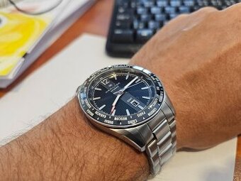 hodinky Hamilton Broadway GMT Auto Limited Edition
