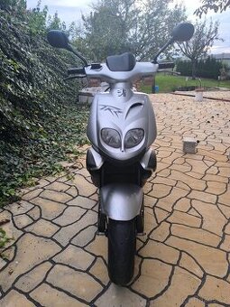 Peugeot tkr 50