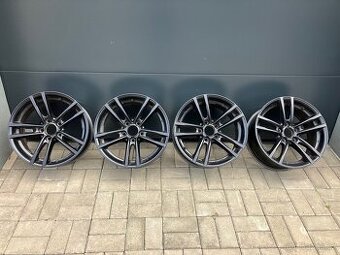 Kola BMW R17