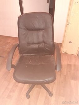 koženková kancelářská židle