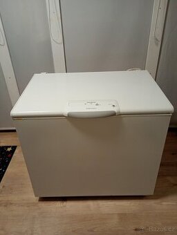 Pultový mrazak elektrolux