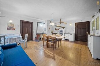 Prodej chalupy na samotě uprostřed lesa