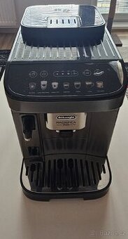 Kávovar DeLonghi Magnifica evo