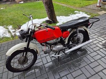 Jawa 23 Mustang bez TP, červený původní 1.